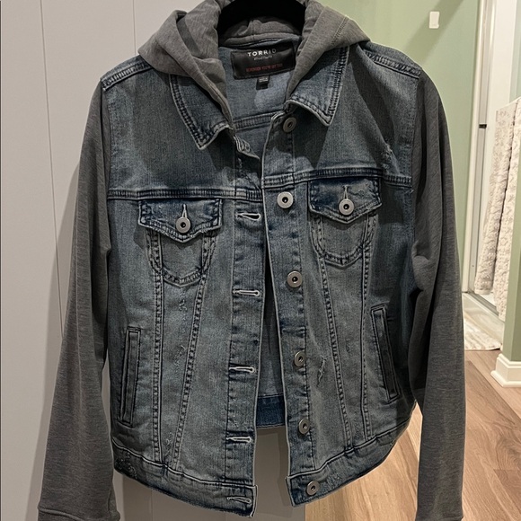 torrid Jackets & Blazers - Torrid Hooded Jean Jacket Size 0